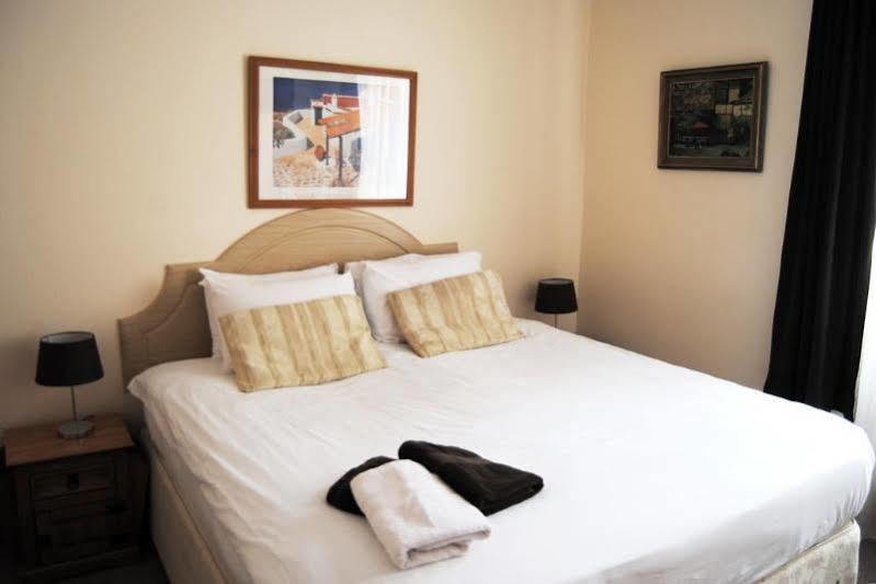 Old Palace Guest House Hove Esterno foto
